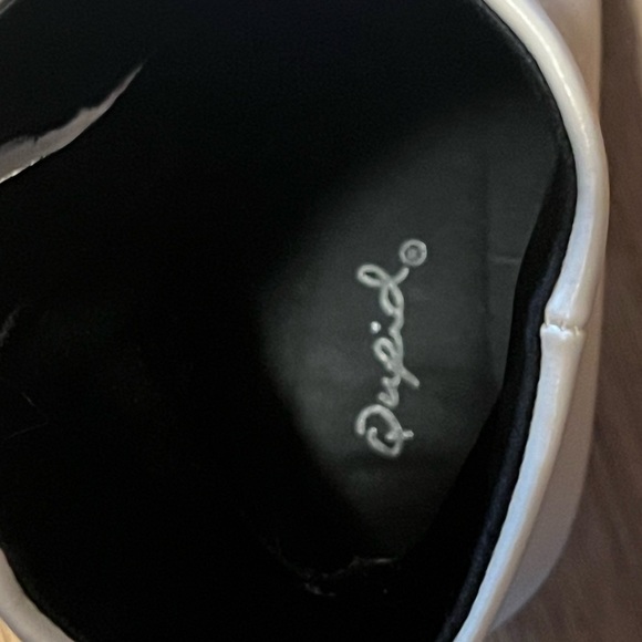 White heeled boots - Picture 6 of 6